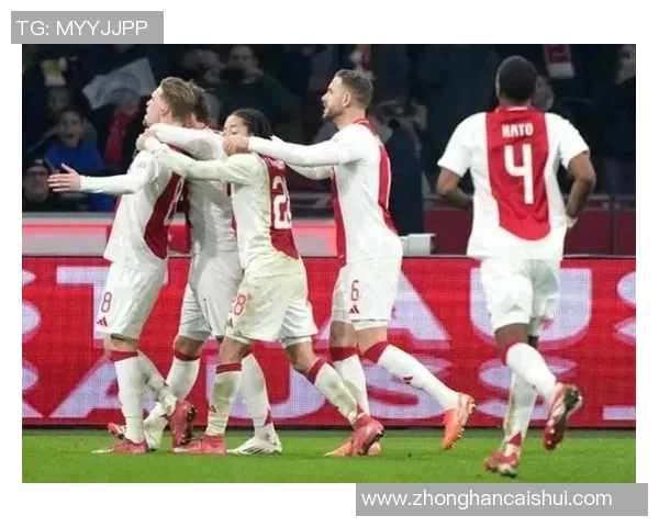 欧联杯曼联逆转热刺精彩补时进球引发争议判罚全场沸腾